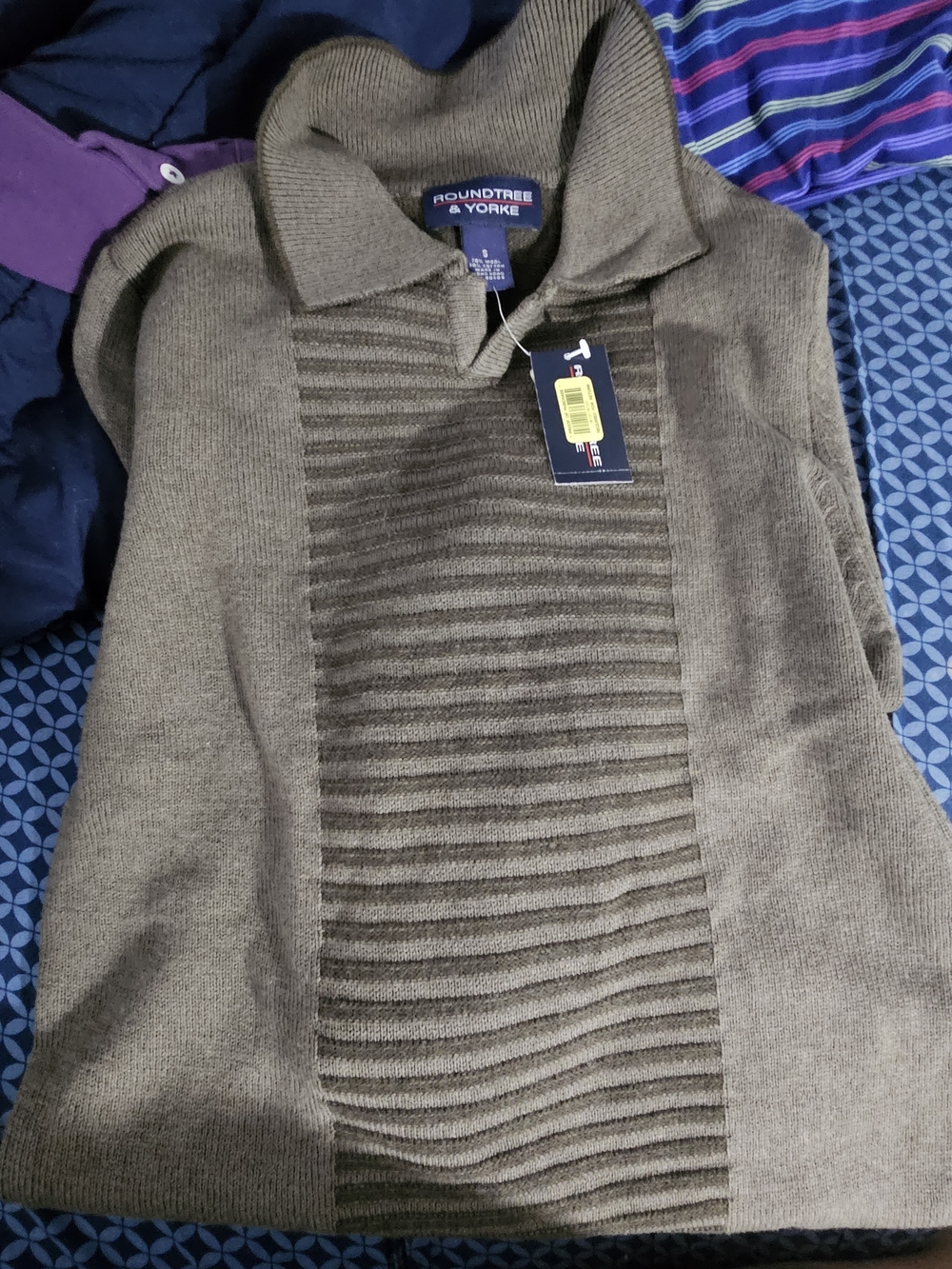 Roundtree & Yorke Men's Olive Zip-Up Collared Knit Sweater